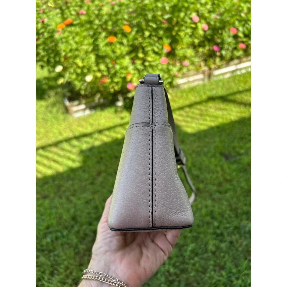 Kate Spade NY Neutral Pebbled Leather Gray Crossbody Bag Zip Top Lightweight